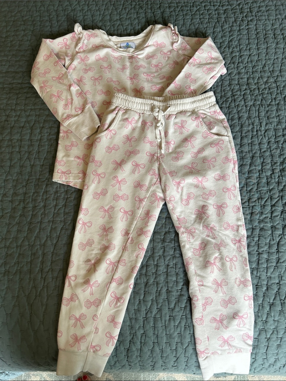 Eyelet & Ivy Cozy Matching Set